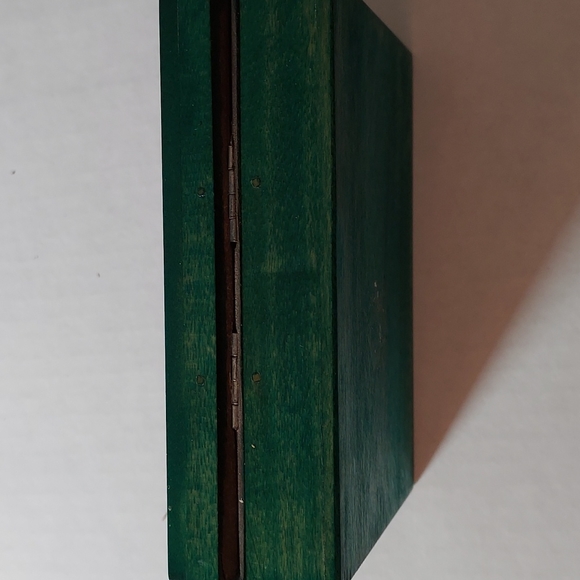 Wood Carved Jewerly/Trinket Box - Picture 4 of 6